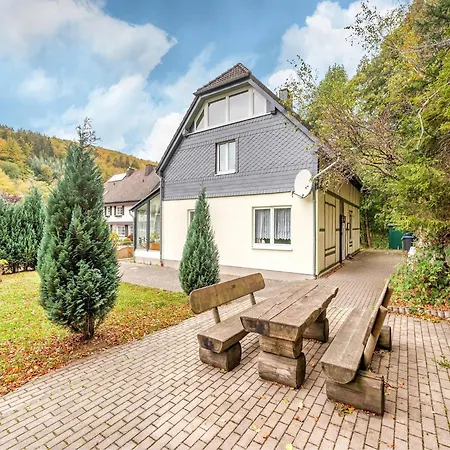 Madfeld Retreat, Cleaning Included Casa vacanze