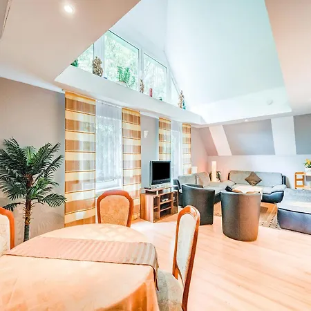 Madfeld Retreat, Cleaning Included *